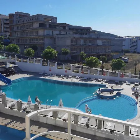 Santorini * Sveti Vlas