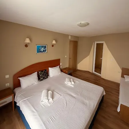 Santorini ホテル