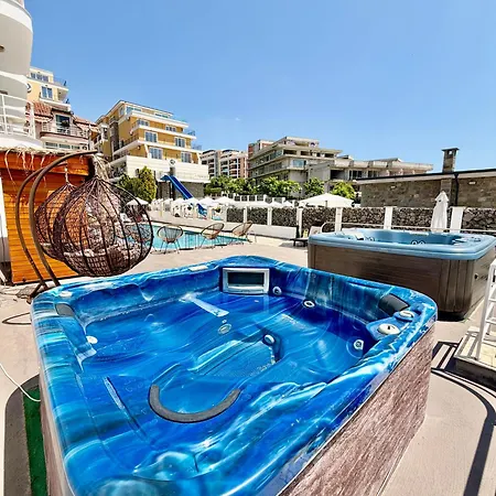 Santorini Ξενοδοχείο *