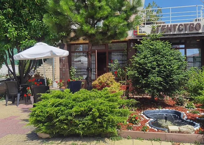 Santorini Хотел *